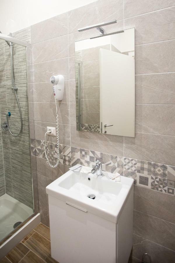 Апартаменты Marta House Неаполь Экстерьер фото